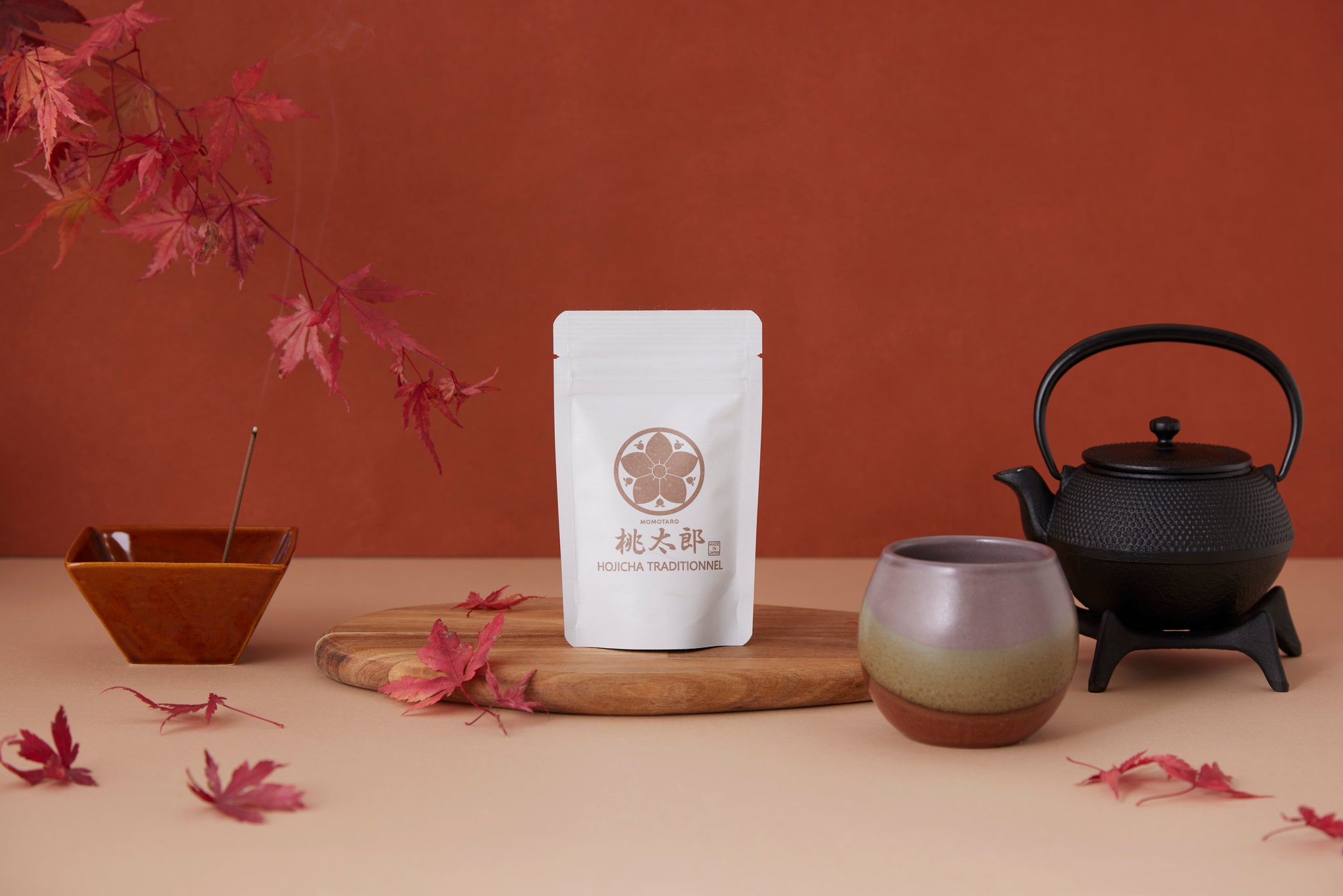 Mise en scène thé hojicha japonais bio