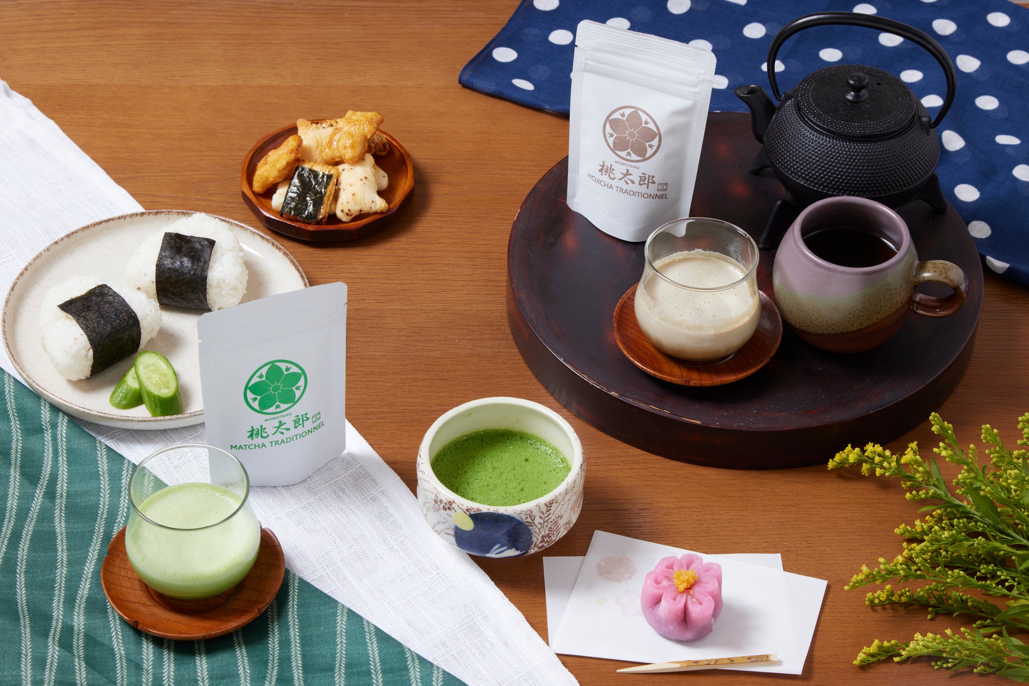 Mise en scène repas thé matcha et hojicha japonais bio